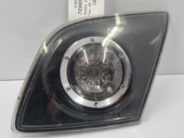 Luz trasera secundaria derecha (luces)