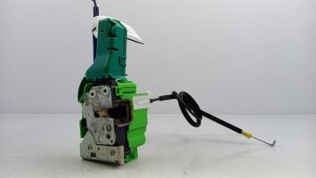 Cerradura delantera izquierda