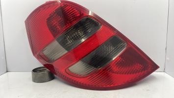 Fanale posteriore principale sinistro (luci)