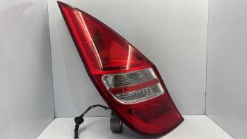 Fanale posteriore principale sinistro (luci)