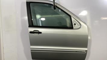 Porte avant droit