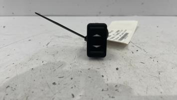Interrupteur de leve vitre avant droit