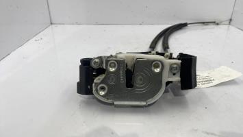 Cerradura delantera derecha