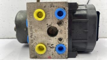 Blocco ABS (antibloccaggio freni)