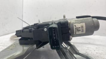 Leve vitre electrique avant droit