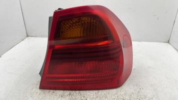 Fanale posteriore principale destro (luci)