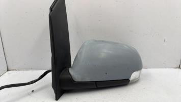 Retrovisor izquierdo