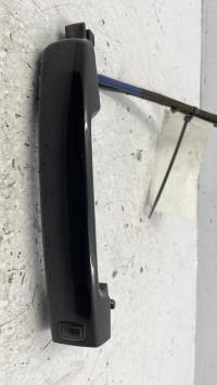 Poignee porte avant droit