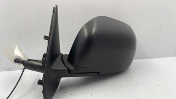 Retrovisor izquierdo