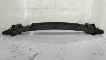 Renfort pare choc avant (traverse)