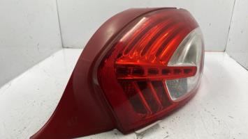 Fanale posteriore principale destro (luci)