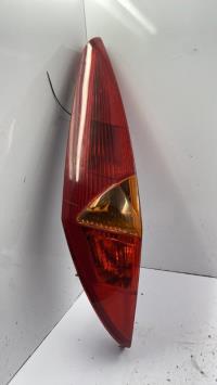 Fanale posteriore principale sinistro (luci)