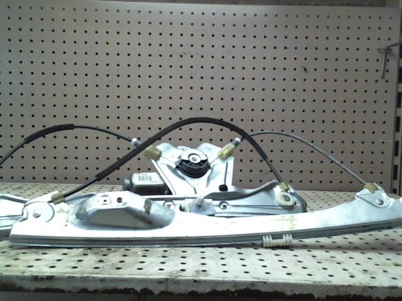 Leve vitre electrique avant droit