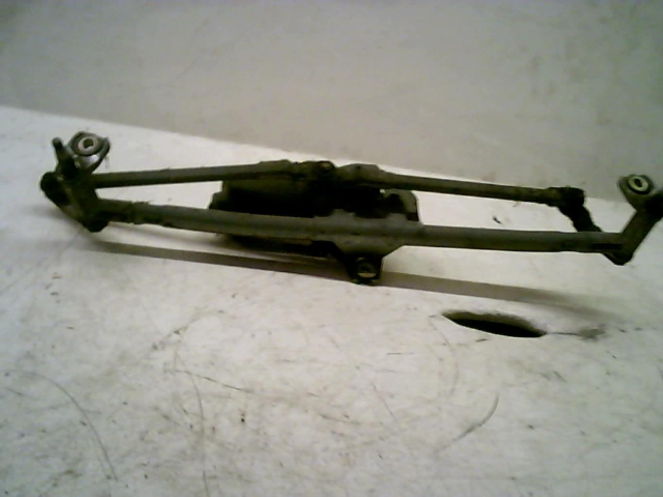 Moteur essuie glace avant