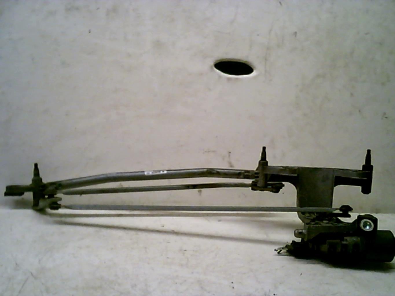Moteur essuie glace avant
