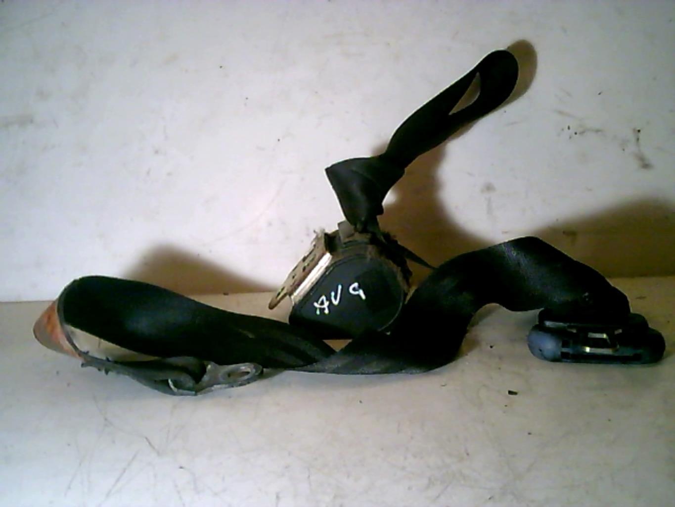 Ceinture avant gauche