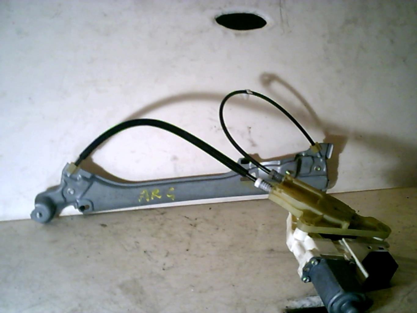 Leve vitre electrique arriere gauche