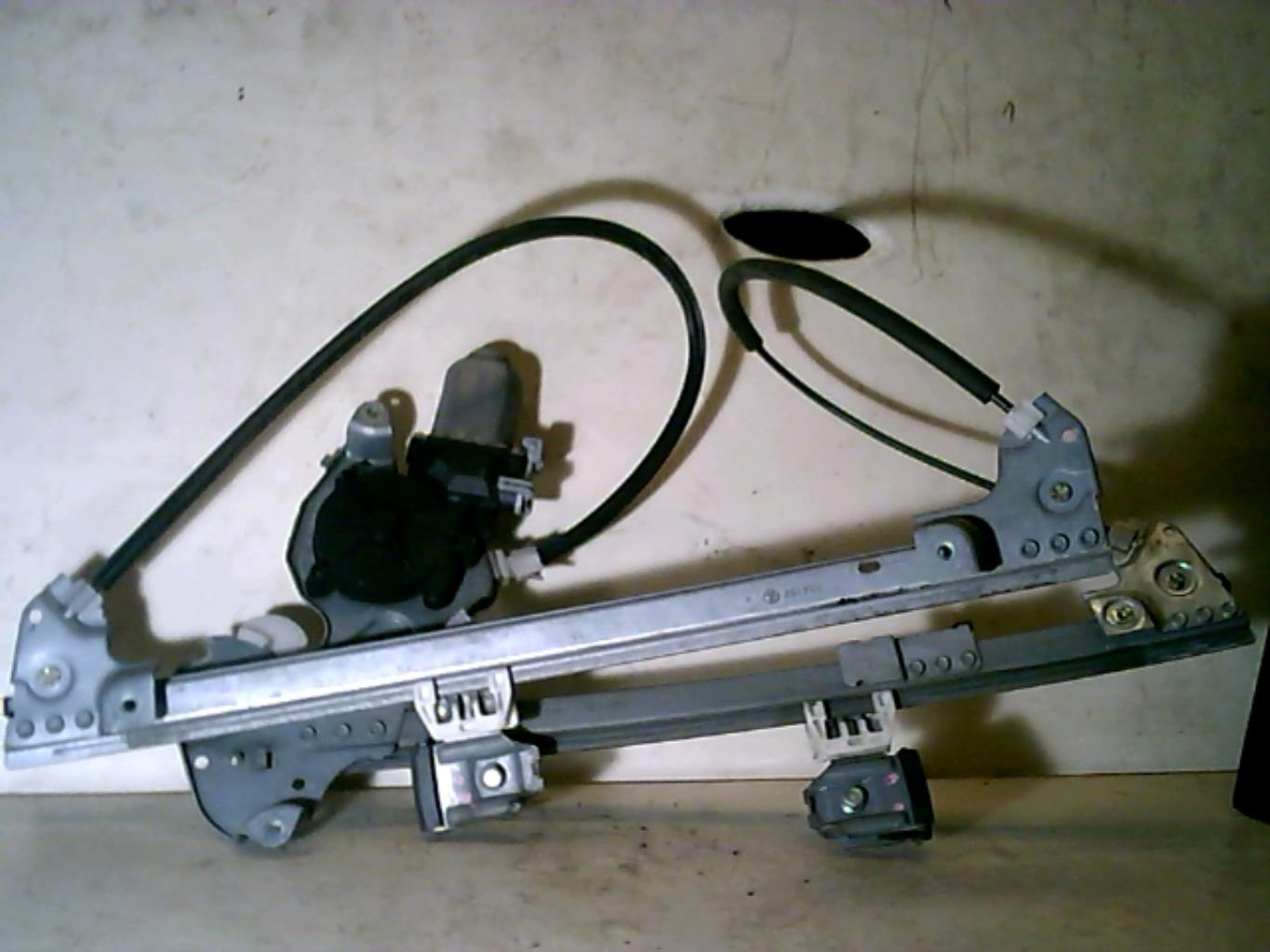 Leve vitre electrique avant gauche
