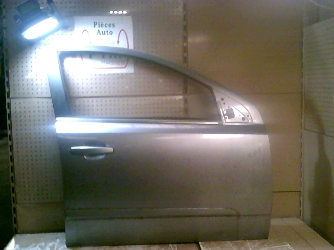 Porte avant droit