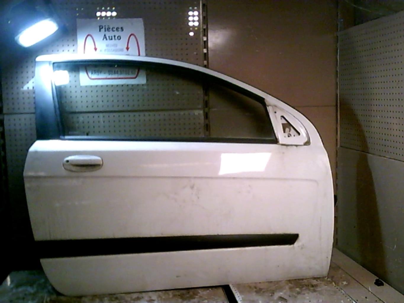 Porte avant droit