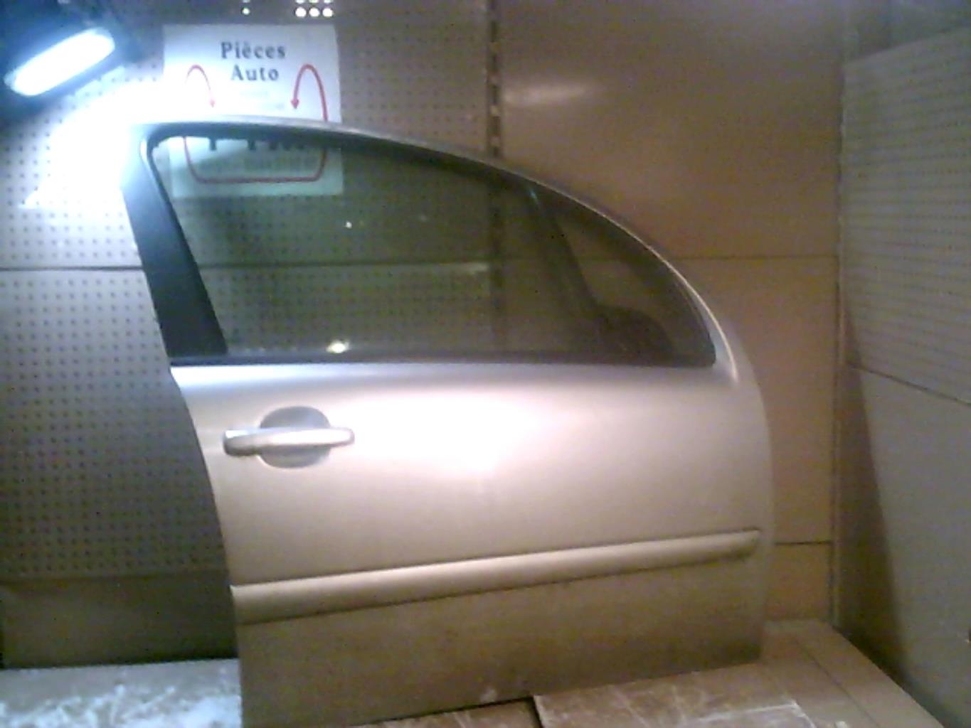 Porte avant droit