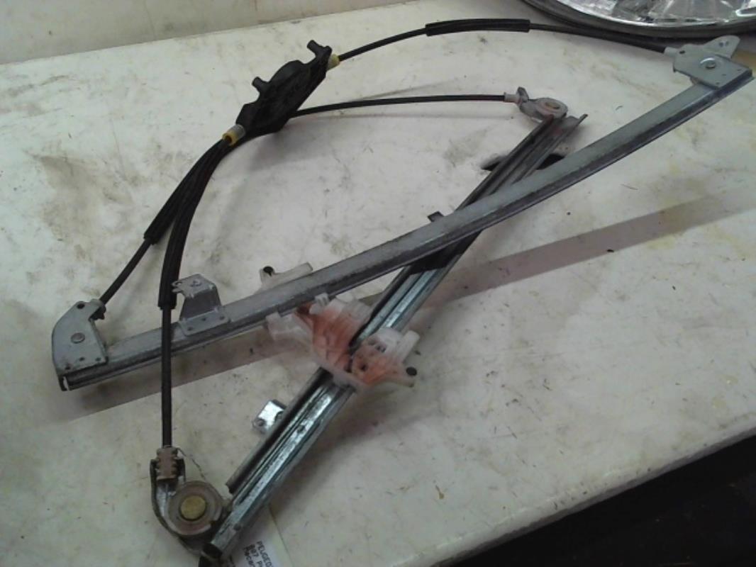 Mecanisme de leve vitre electrique avant droit