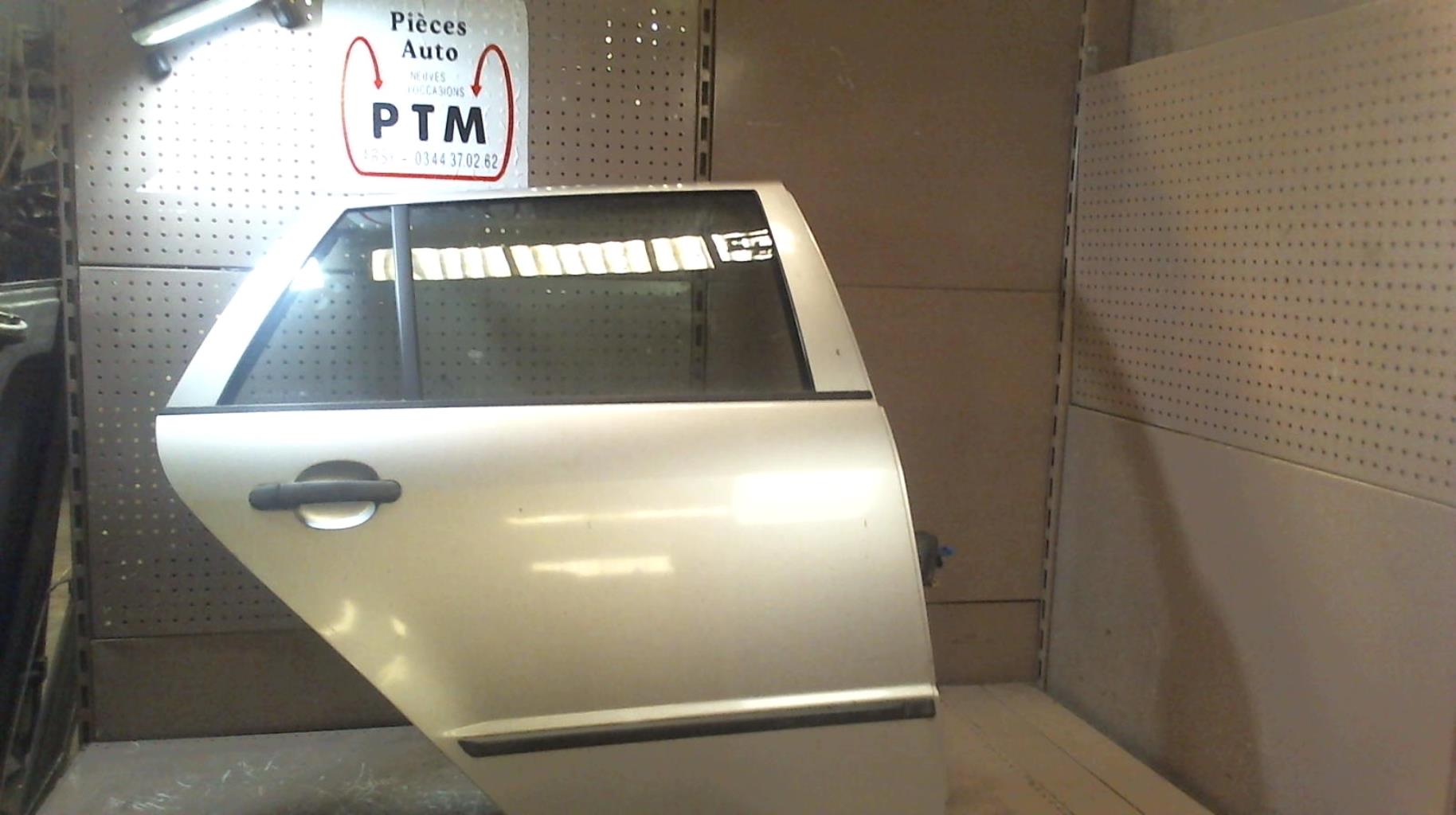 Porte avant droit