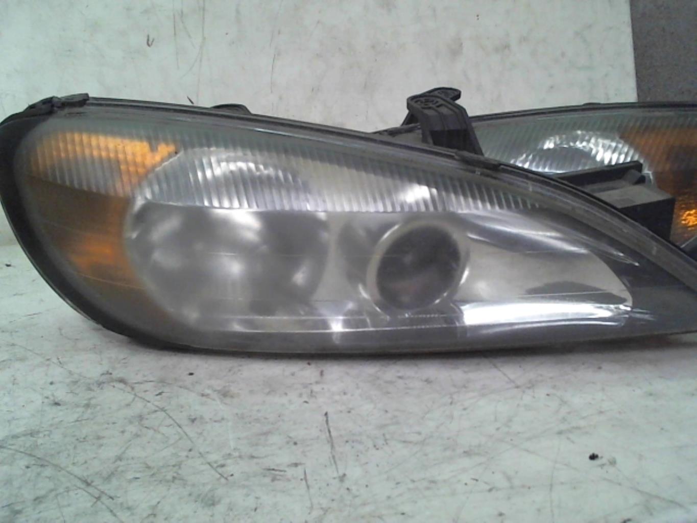 Optique avant principal droit (feux)(phare)