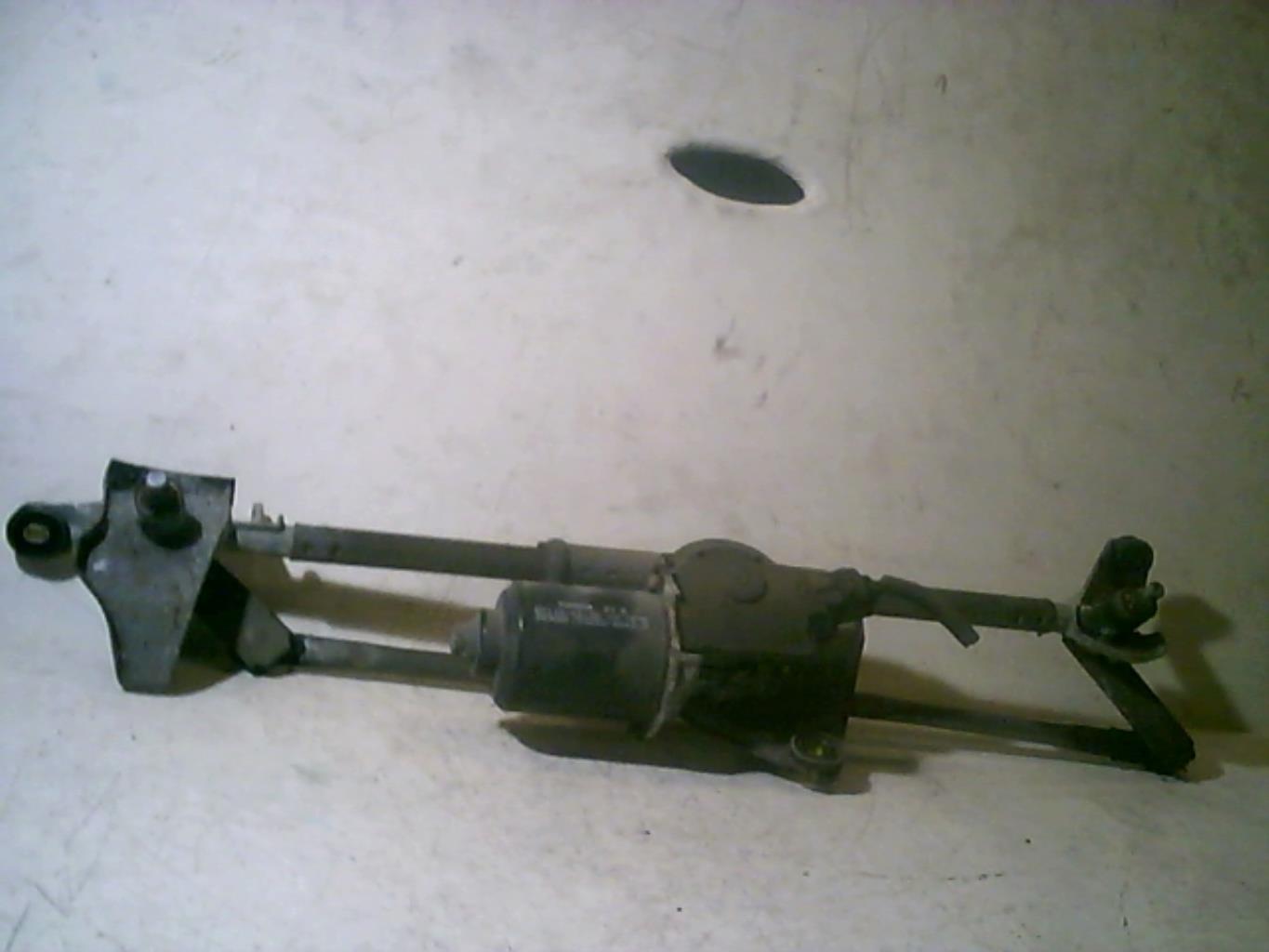 Moteur essuie glace avant
