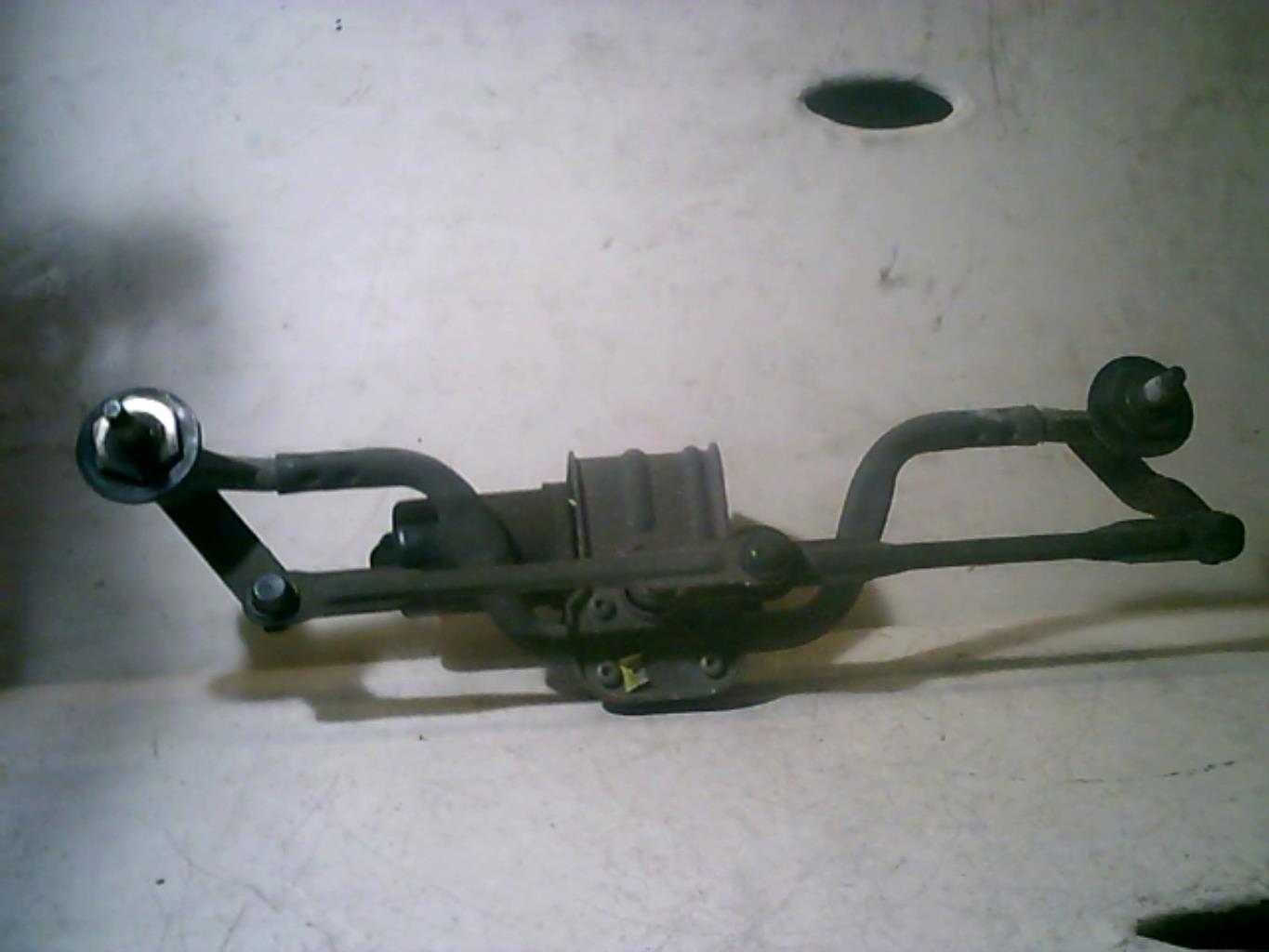 Moteur essuie glace avant