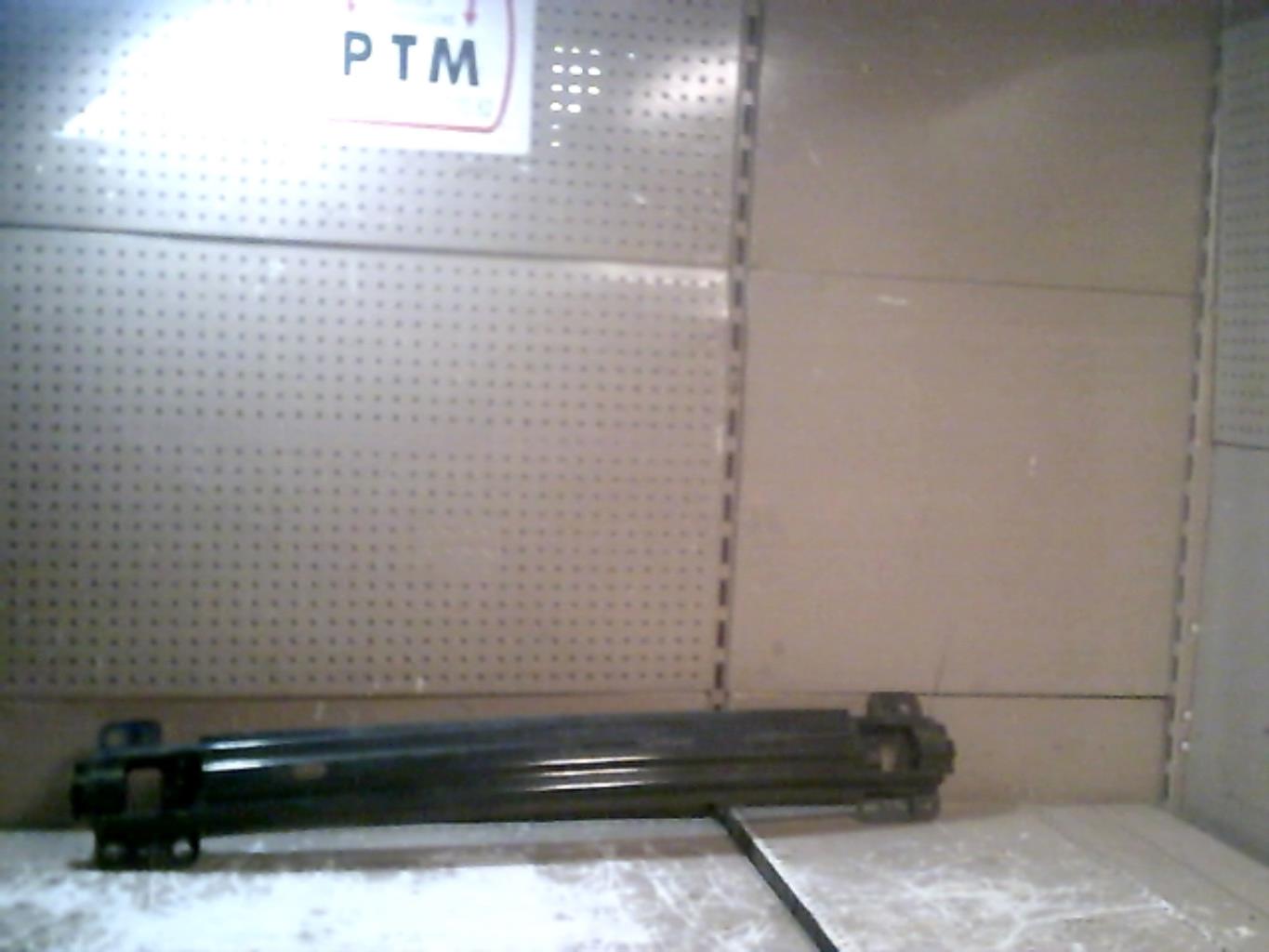 Renfort pare choc avant (traverse)