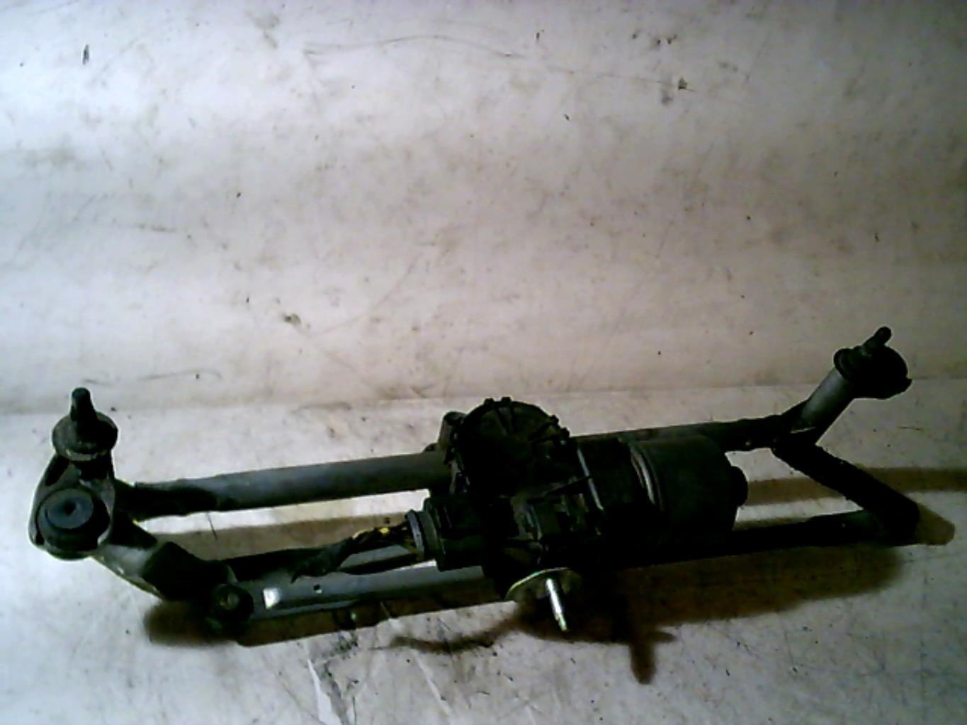 Moteur essuie glace avant