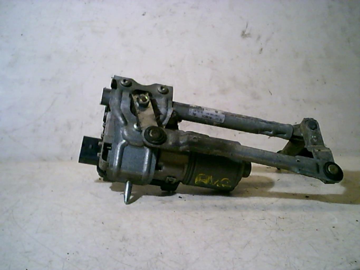 Moteur leve vitre avant gauche