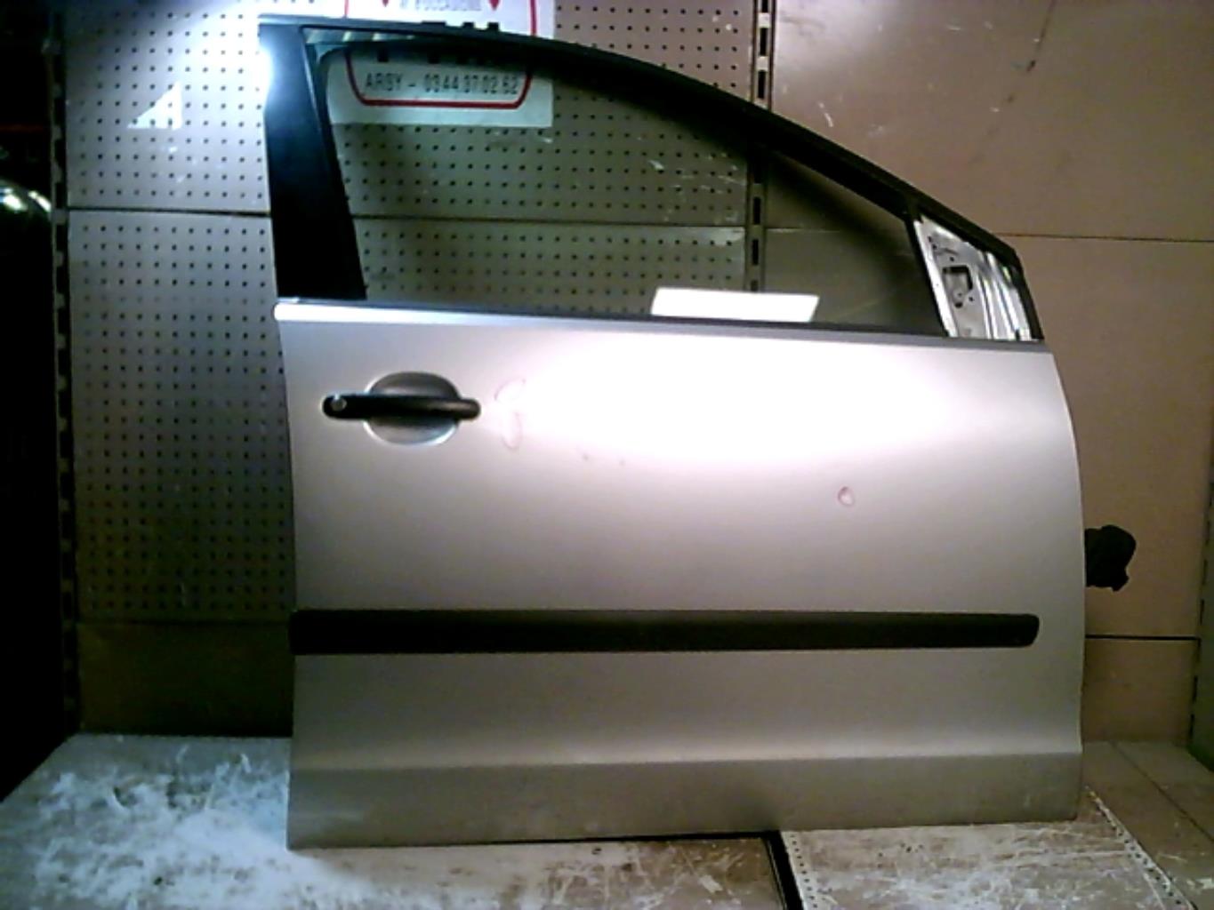 Porte avant droit