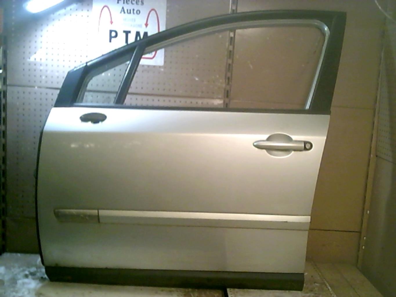 Porte avant gauche