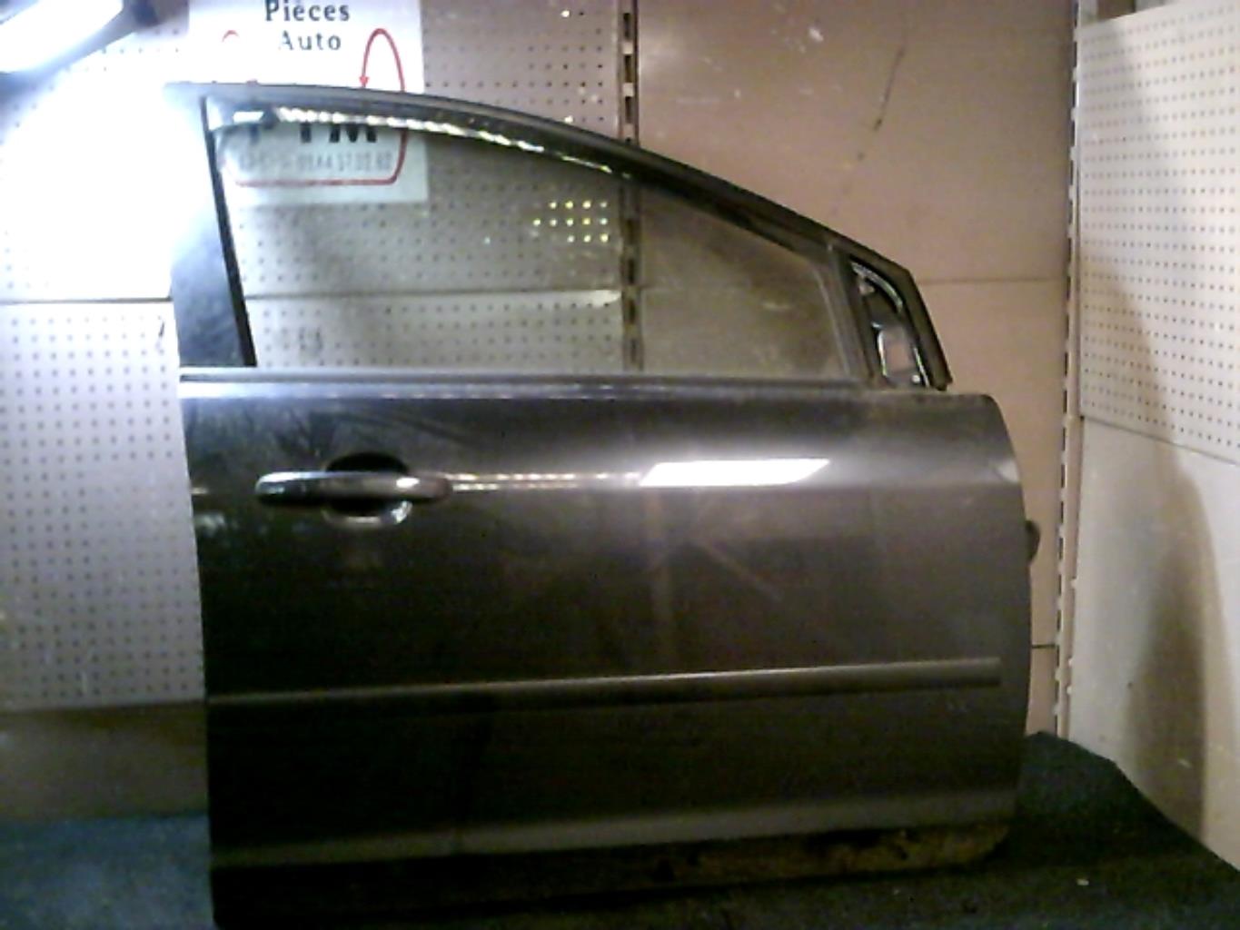 Porte avant droit