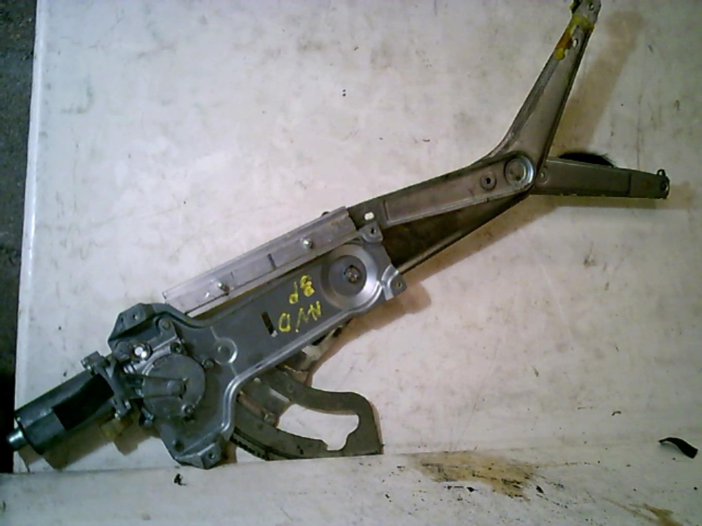 Mecanisme de leve vitre electrique avant droit