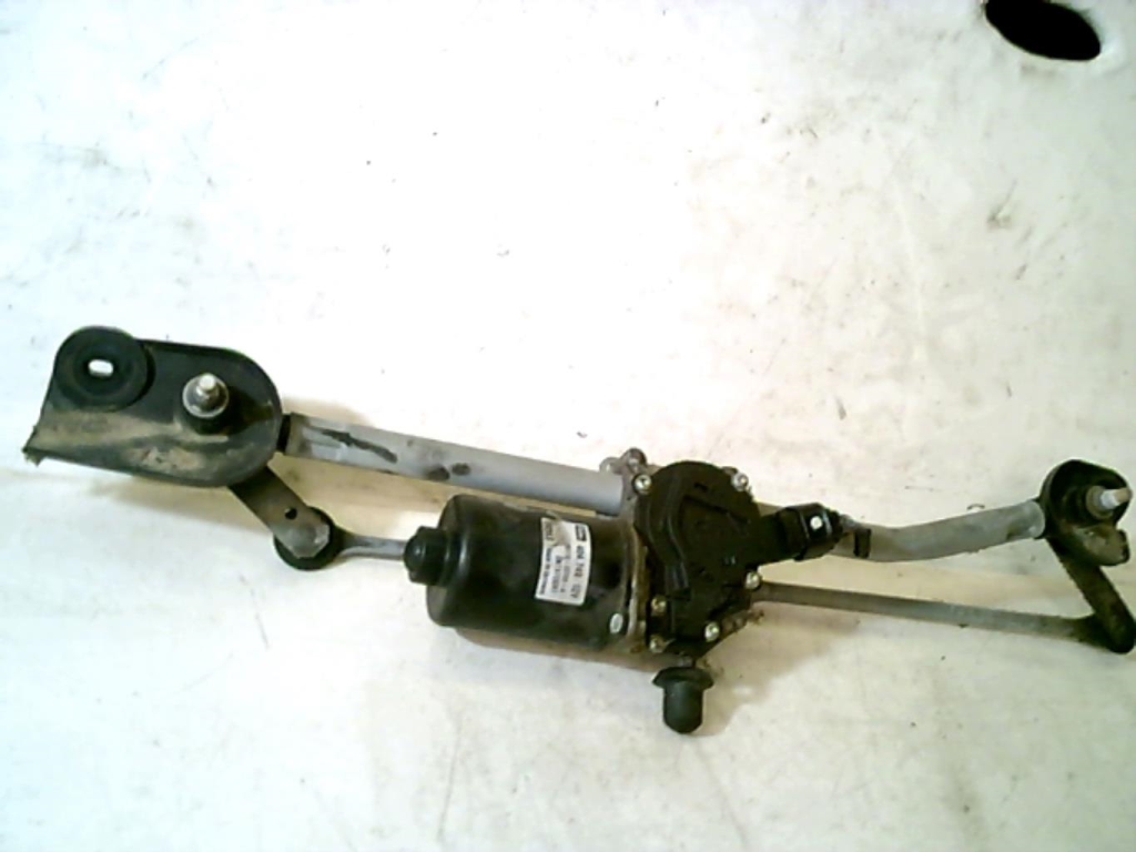 Moteur essuie glace avant