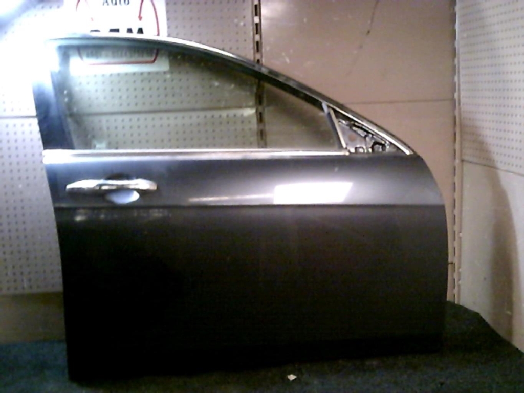 Porte avant droit