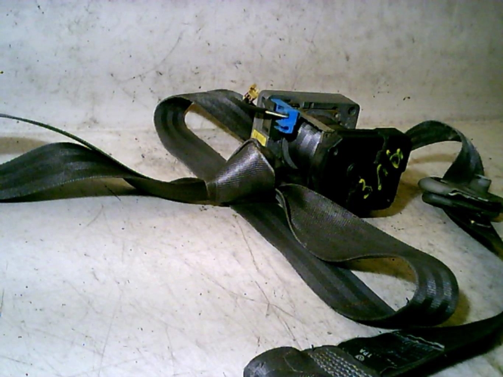 Ceinture avant gauche