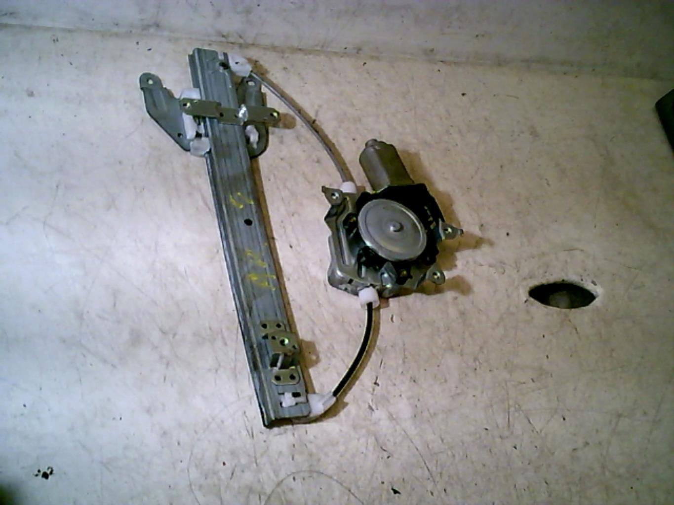Leve vitre electrique arriere gauche