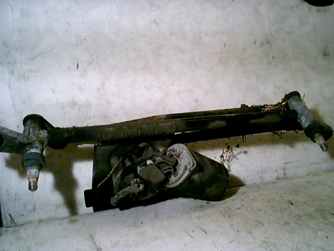Moteur essuie glace avant