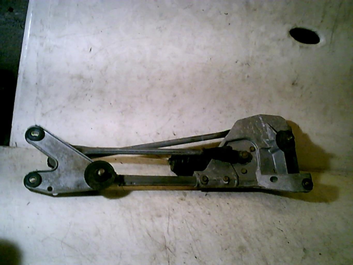 Moteur essuie glace avant
