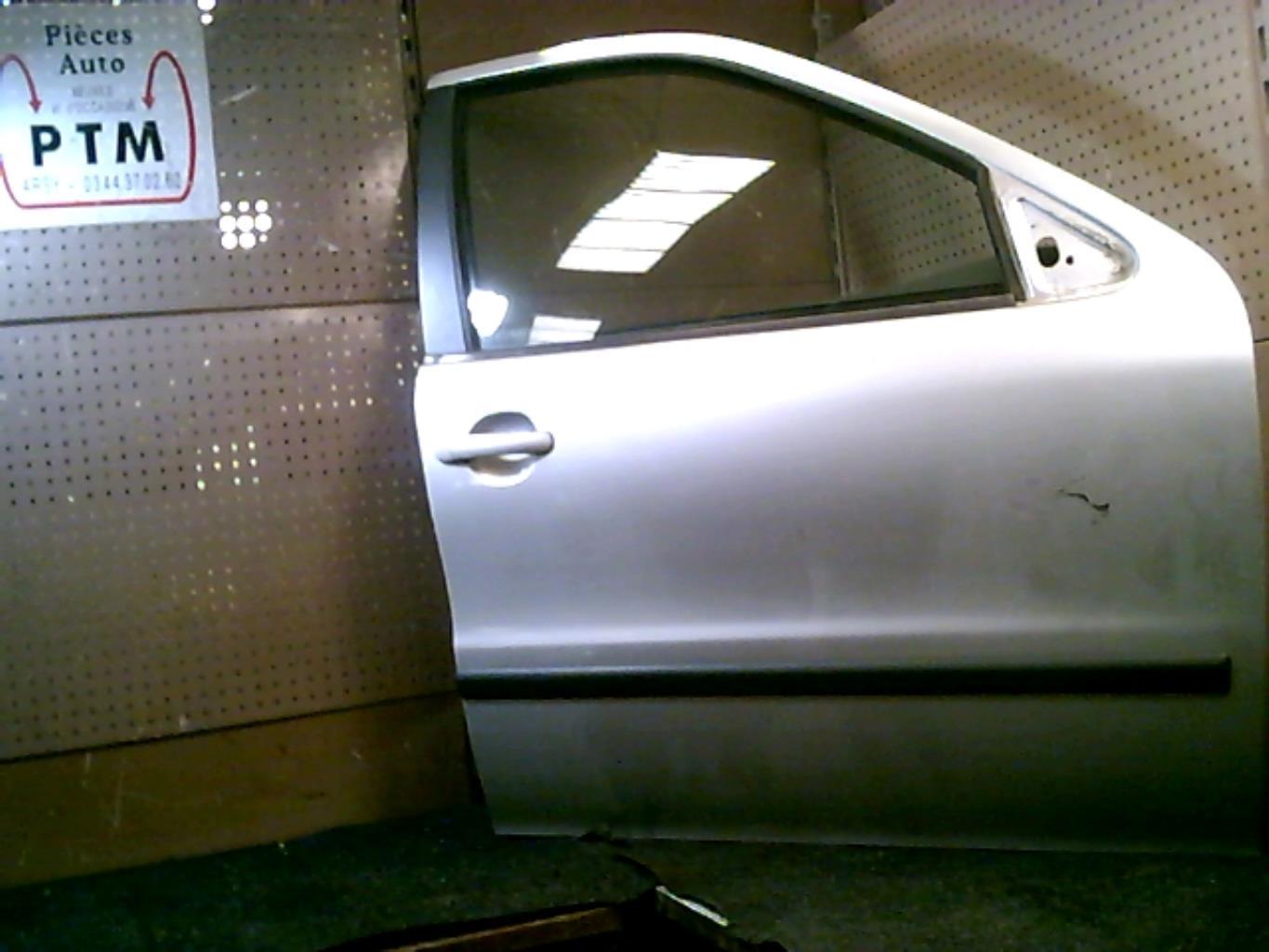 Porte avant droit
