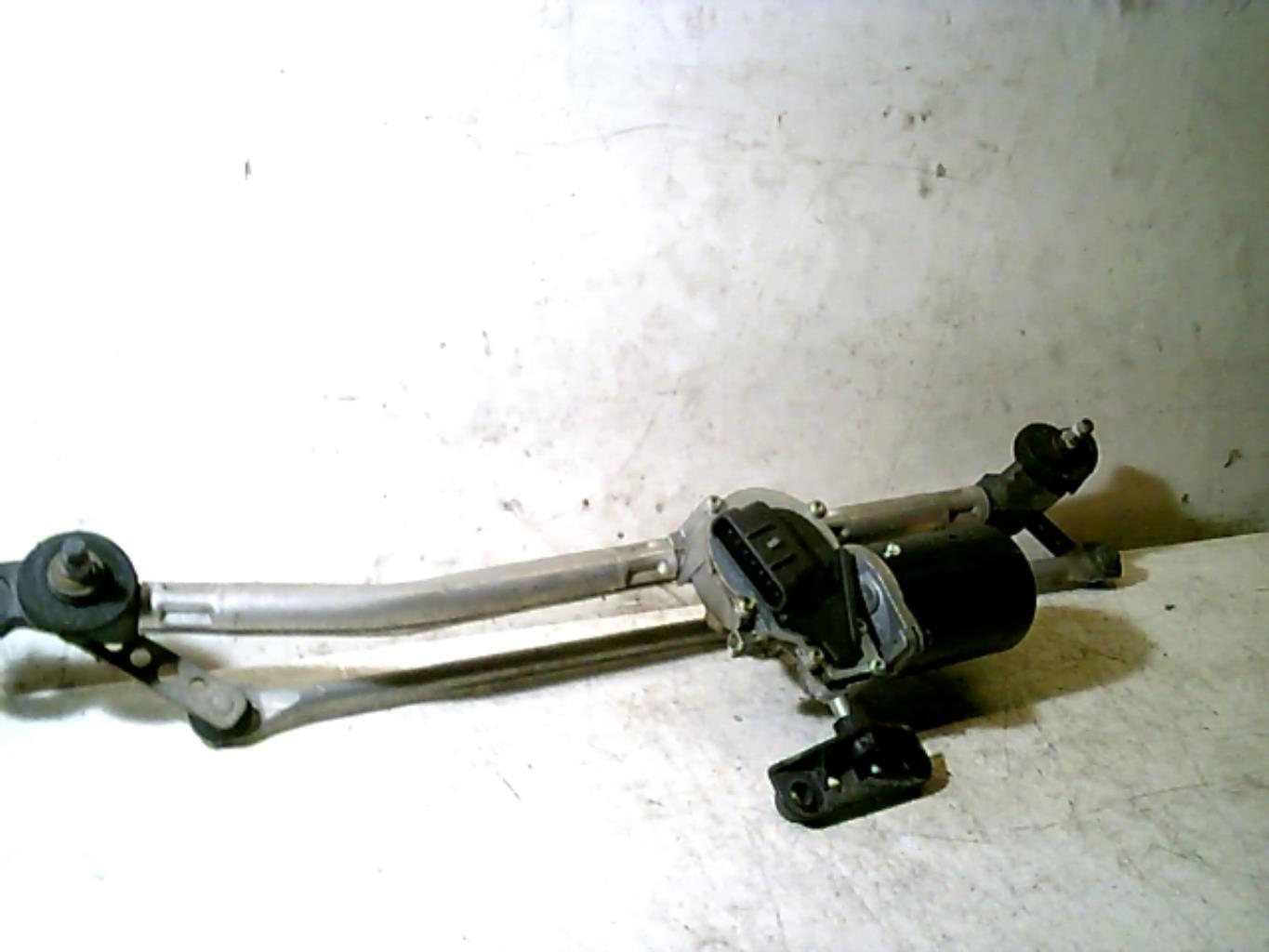 Moteur essuie glace avant