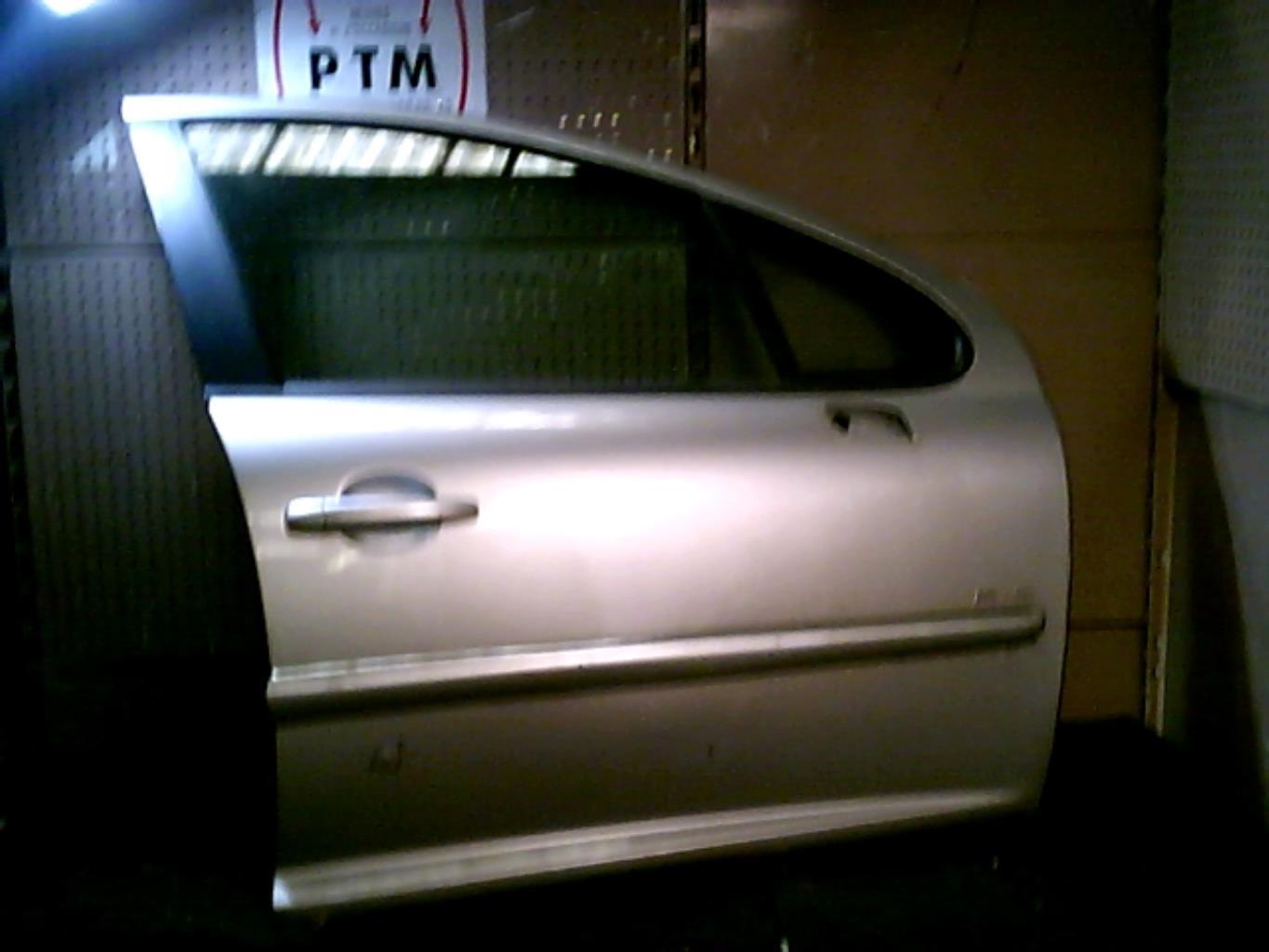 Porte avant droit