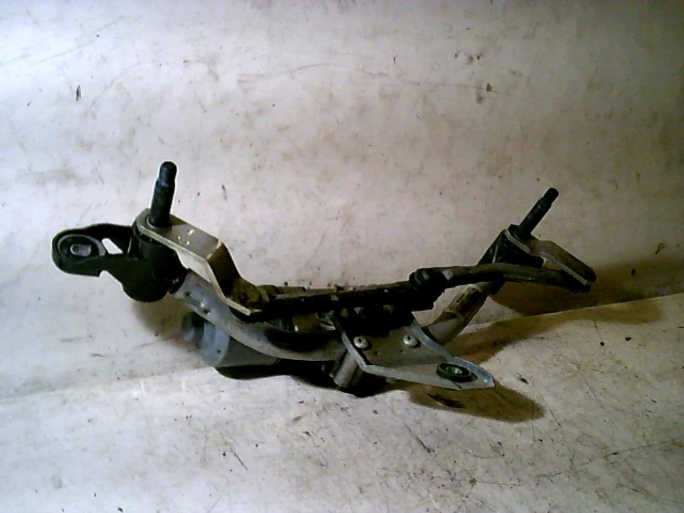 Moteur essuie glace avant