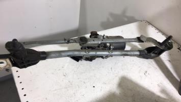 Moteur essuie glace avant
