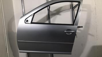 Porte avant gauche