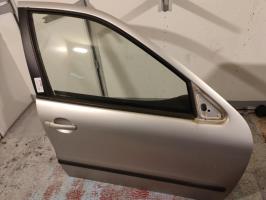 Porte avant droit